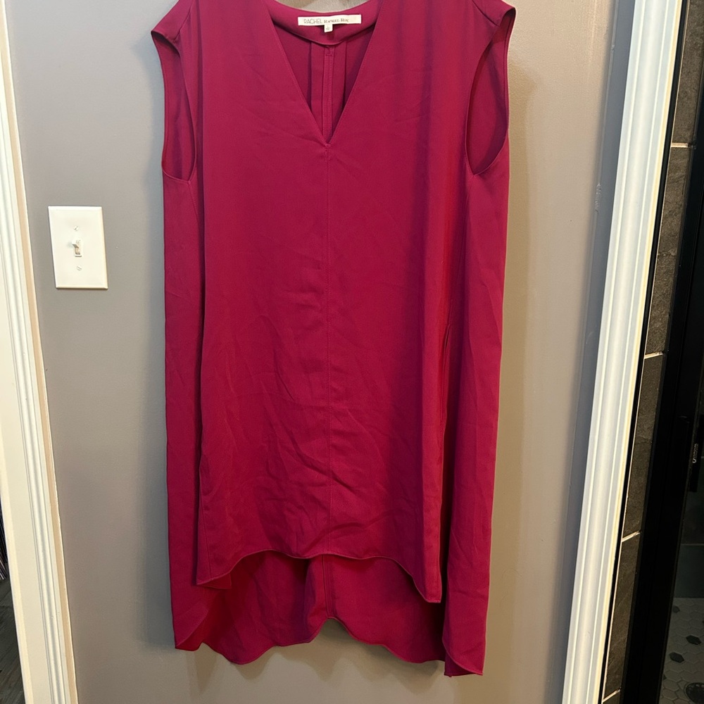 Sleeveless Magenta V-Neck Dress